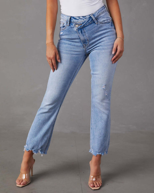 Damen High-Waist Jeans mit trendy Fransen und distressed Details EB