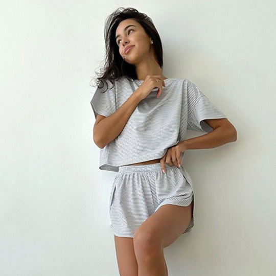 Damen stylisches Freizeit-Set mit lockerem Kurzarm-Top und Shorts EB