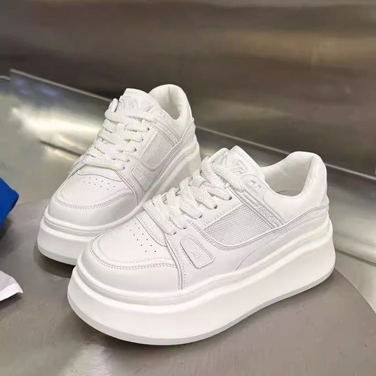 Damen sportive Sneakers mit doppelter Sohle und Kontrastnähten EB