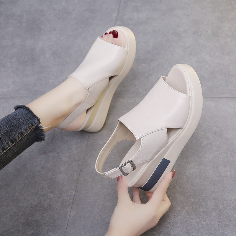 Damen Wedge-Pantoletten mit minimalistischer Querriemen und komfortabler Sohle EB