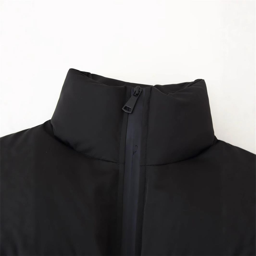 Damen cropped Steppjacke mit hohem Kragen und modernen Details EB
