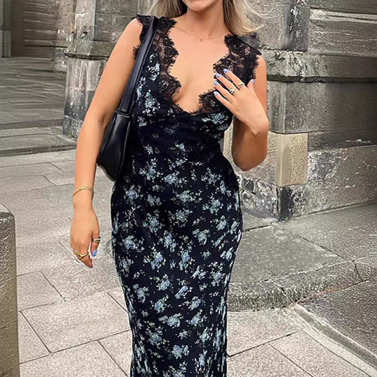Damen Maxikleid mit floralen Spitzenakzenten EB