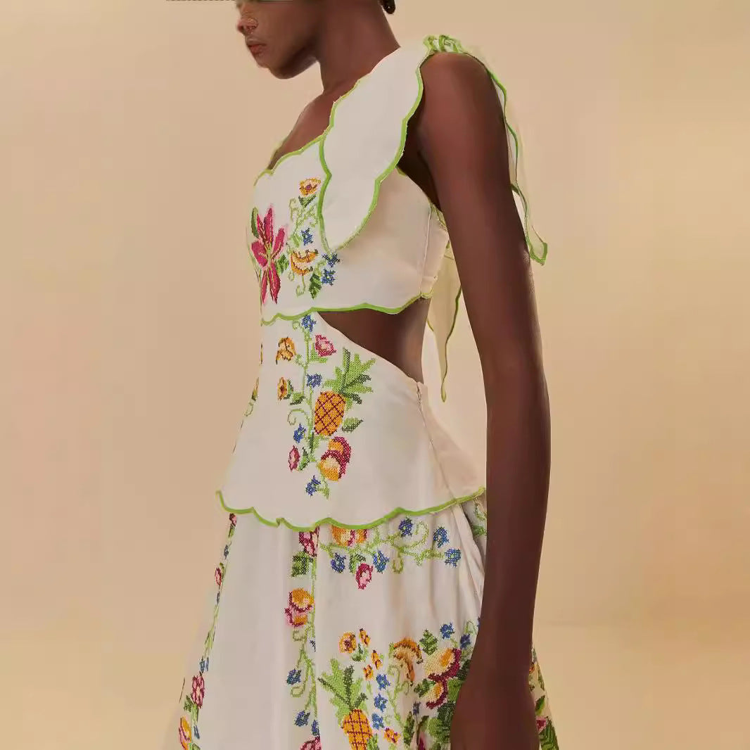 Damen Sommerkleid mit aufwendiger floralem Stickdesign EB