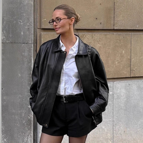 Damen Oversized Kunstlederjacke mit feinen Details und modischem Reißverschluss EB