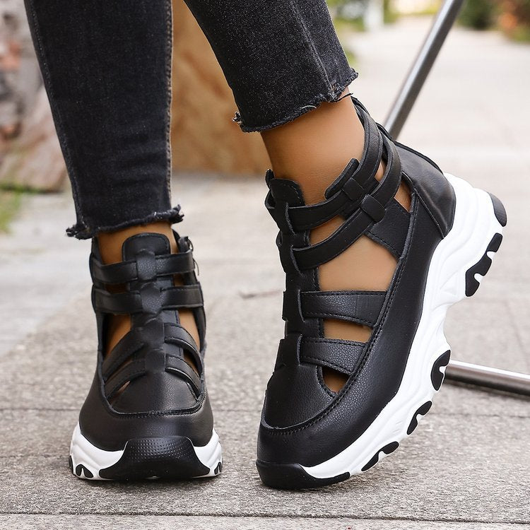 Damen Sportliche Sneakers im modernen Schnitt mit atmungsaktiver Oberflächenstruktur und rutschfester Sohle EB