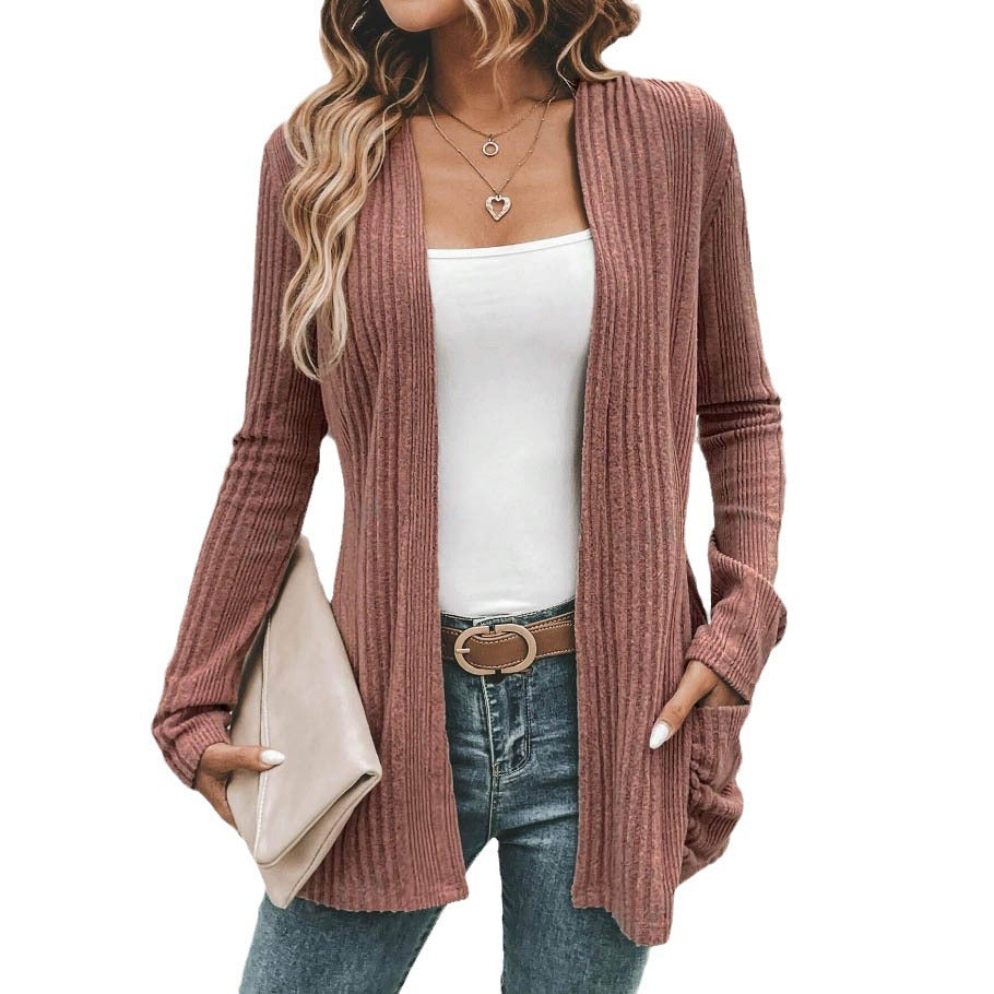 Damen Strickjacke mit wärmendem Rippenmuster und praktischen Taschen EB
