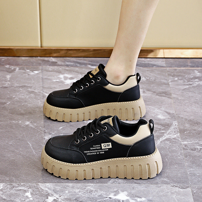 Damen modische Plattform Sneakers mit dynamischem Design und dämpfender Sohle EB