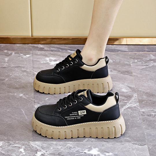 Damen modische Plattform Sneakers mit dynamischem Design und dämpfender Sohle EB