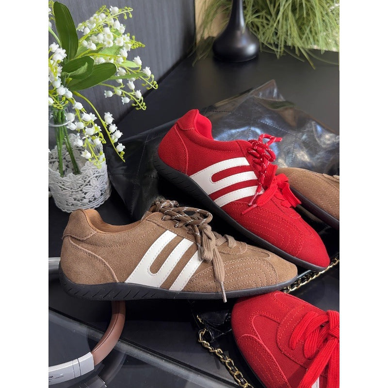 Damen Sportliche Sneakers aus hochwertigem Wildleder mit atmungsaktiver Sohle EB