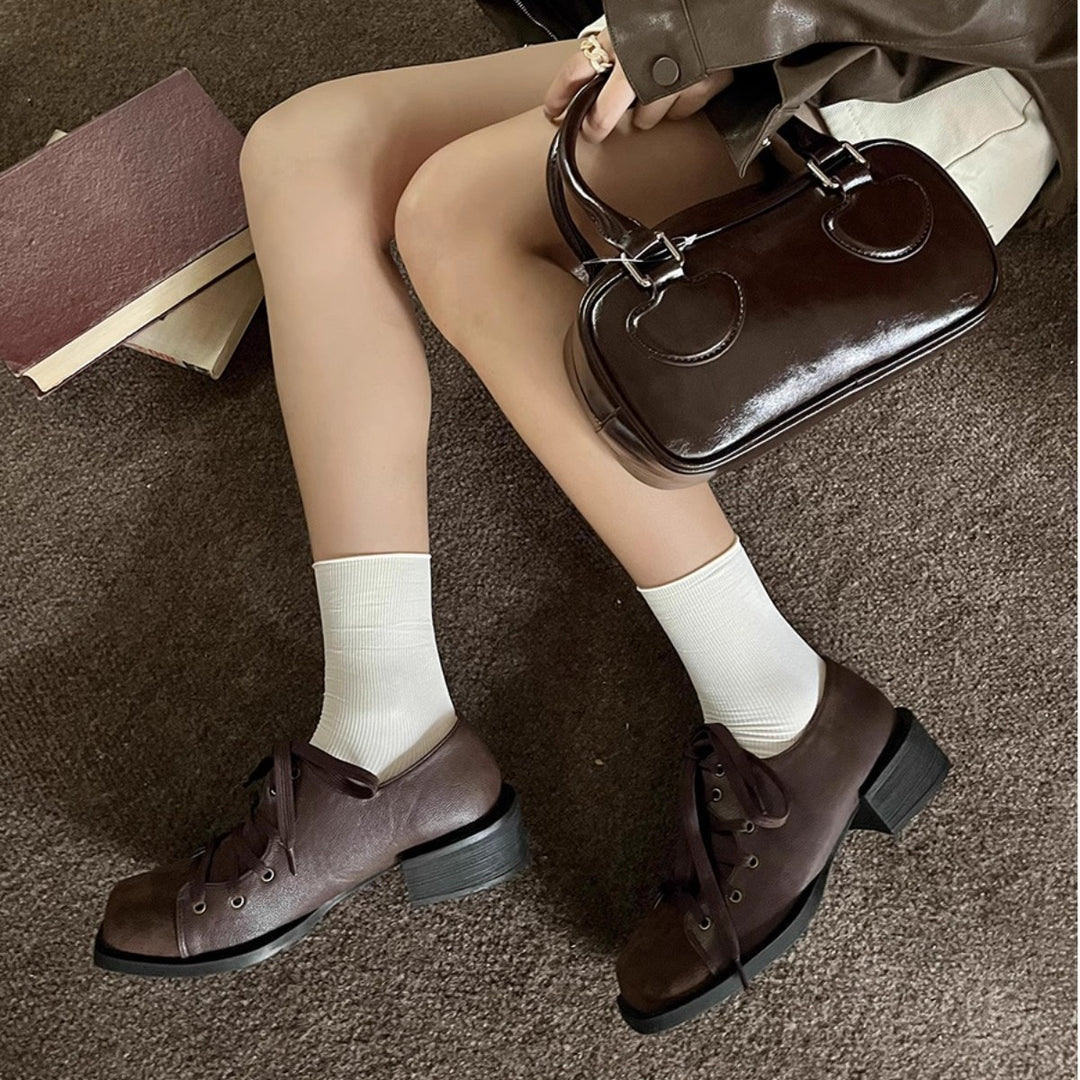 Damen sportliche Schnürschuhe aus Veloursleder mit rutschfester Sohle EB
