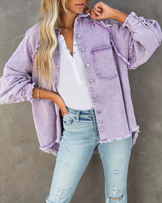 Damen nan oversized Hemdjacke im Used‑Look mit ausgefransten Kanten und aufgesetzten Pattentaschen EB