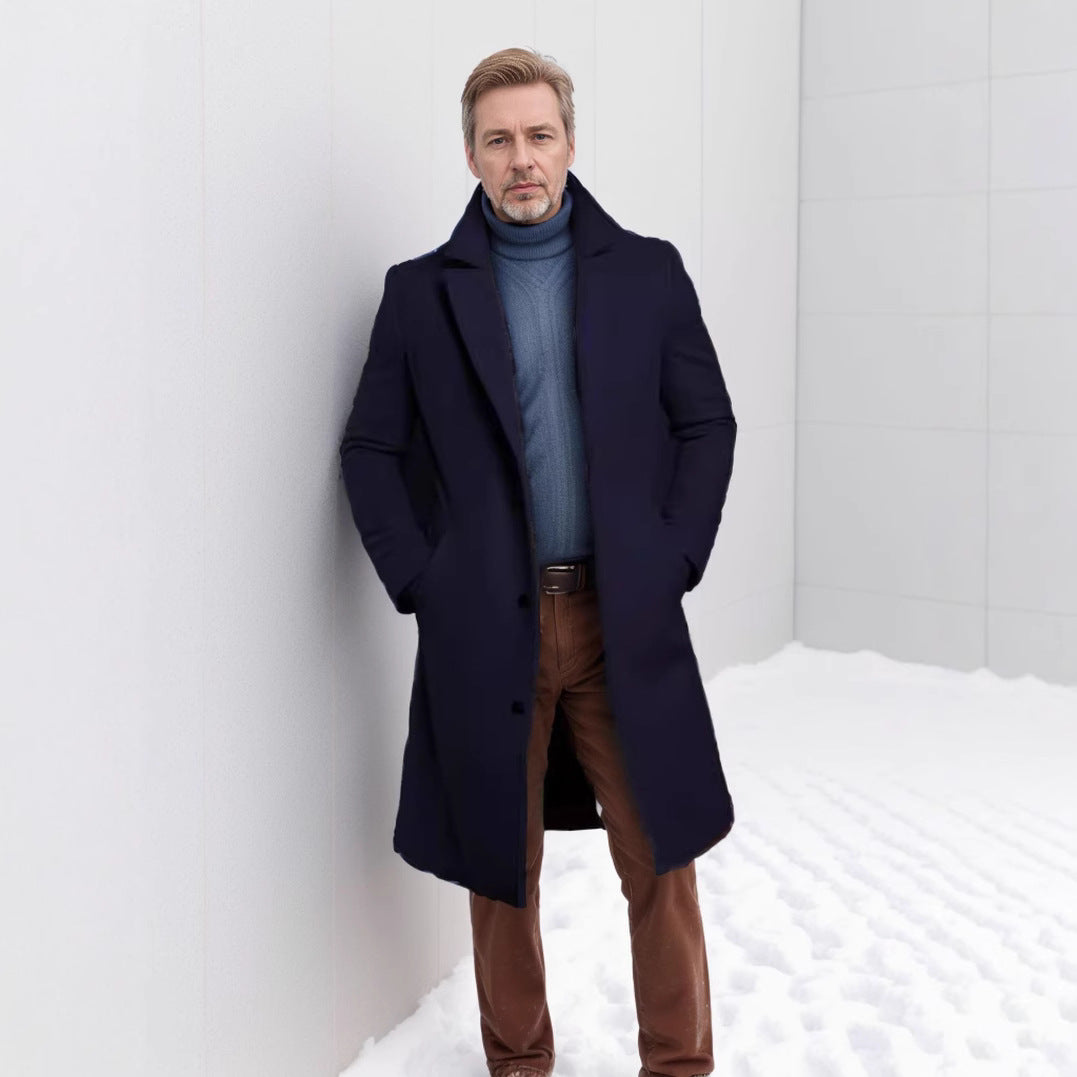 Herren nan langer Wollmixmantel mit Boucléstruktur, taillierter Silhouette und klassischem Revers EB