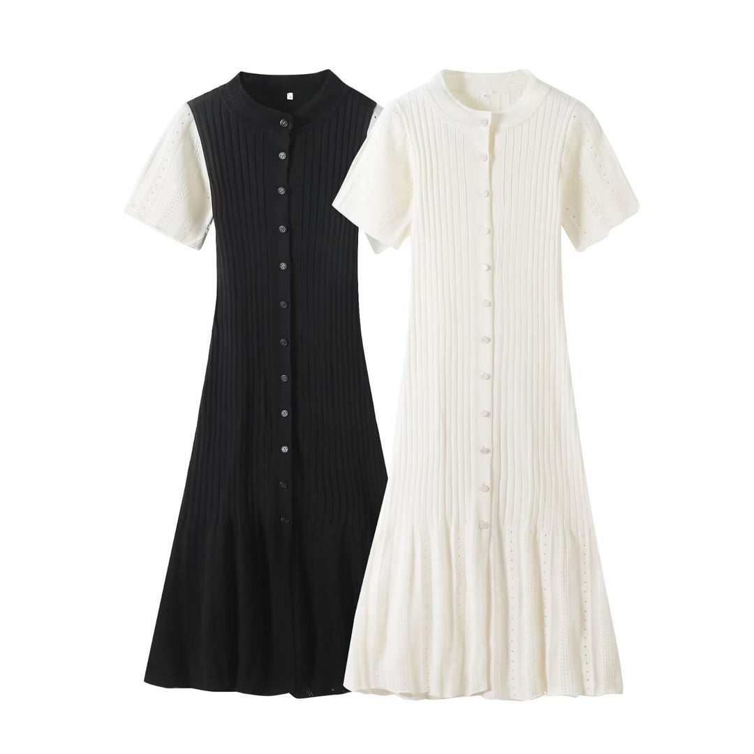 Damen knielanges Strickkleid mit eingeprägtem Muster und Knopfleiste EB