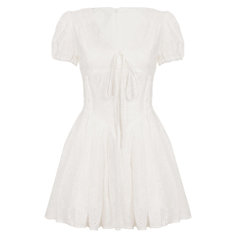 Damen Kurzärmeliges Sommerkleid mit raffinierten Rüschendetails und Bindeband EB