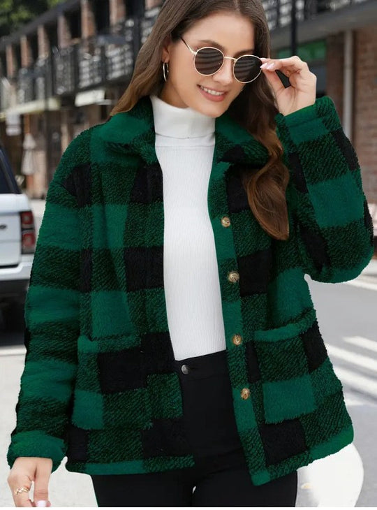 Damen nan gefütterte Karo Teddy-Fleece Shacket mit Knopfleiste und aufgesetzten Taschen EB