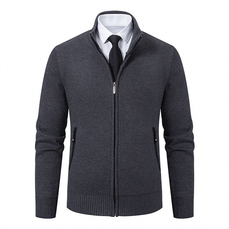 Herren Strickjacke mit hohem Kragen und modernen Reißverschlusstaschen EB
