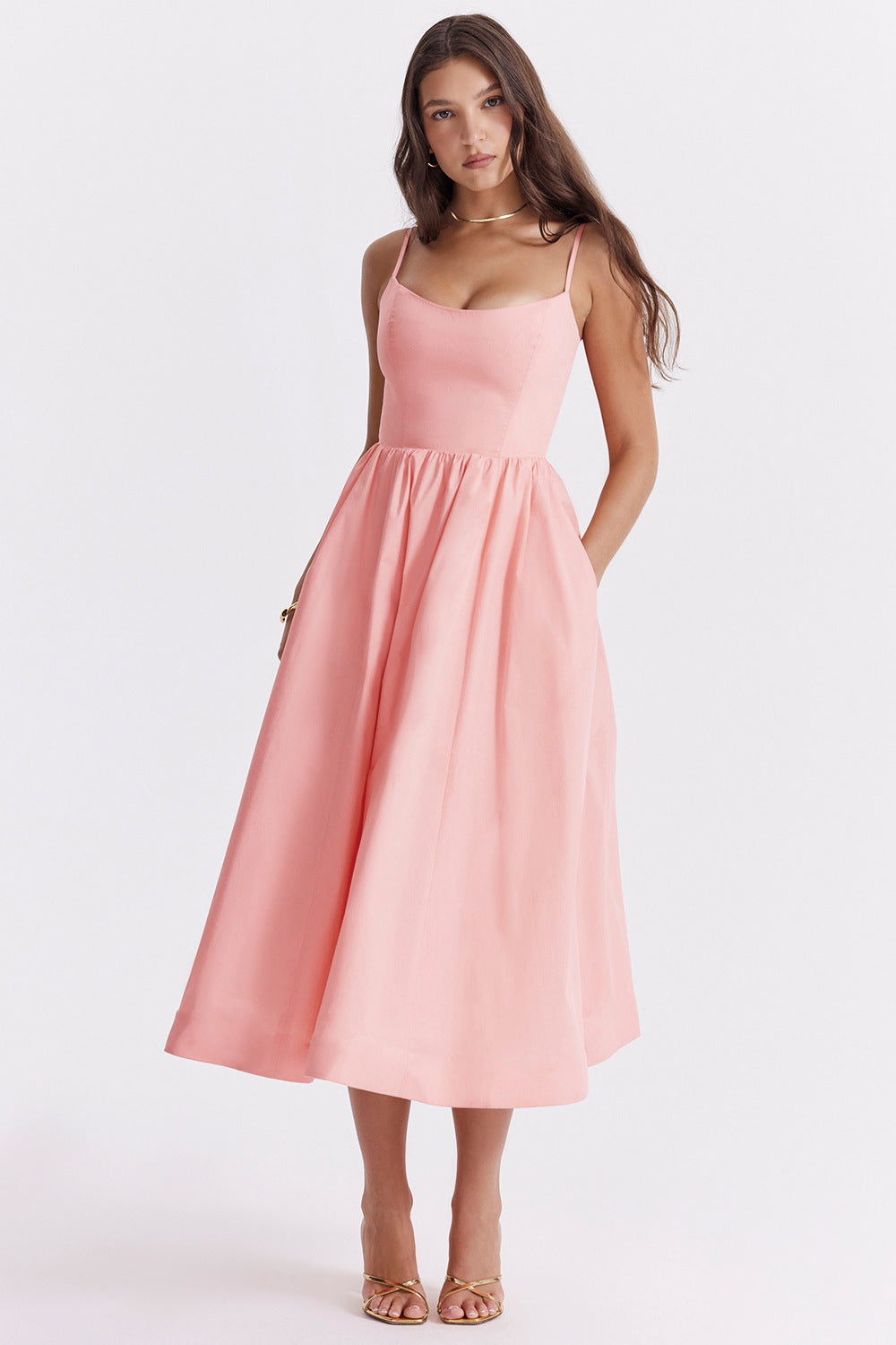 Damen Maxikleid mit schmalen Trägern und schwingendem Rock EB