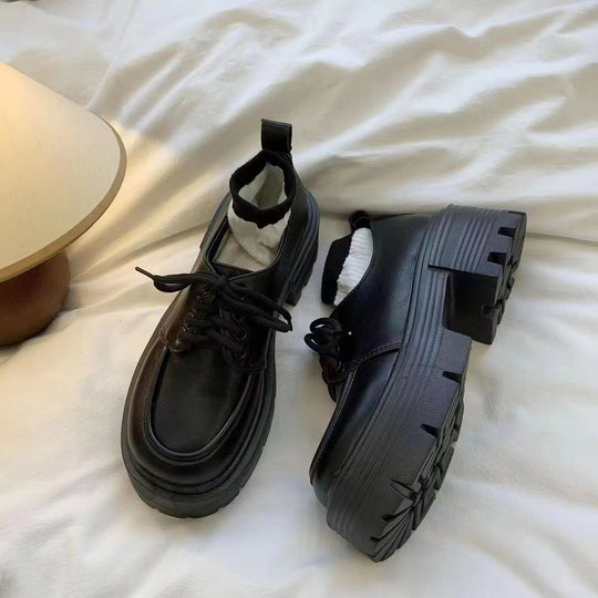 Damen Elegante und bequeme Schnürschuhe mit dickem Plateau und Innenfutter EB