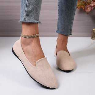 Damen Slipper mit elegantem Schnitt und bequemer Sohle EB