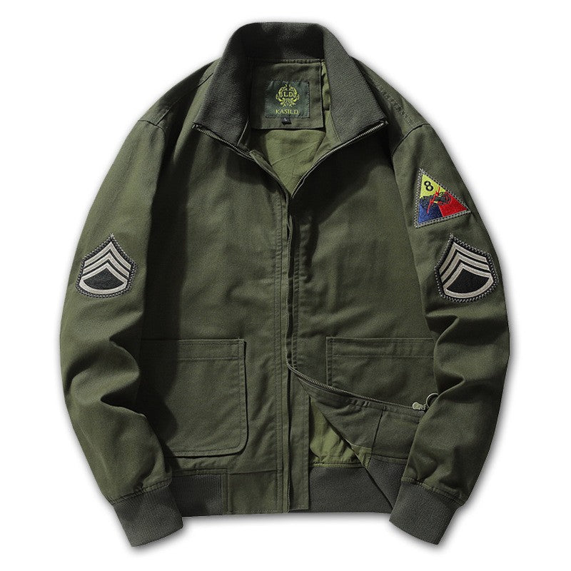 Herren nan militärisch inspirierte Bomberjacke mit aufgesetzten Patches, verdecktem Reißverschluss und elastischen Bündchen EB