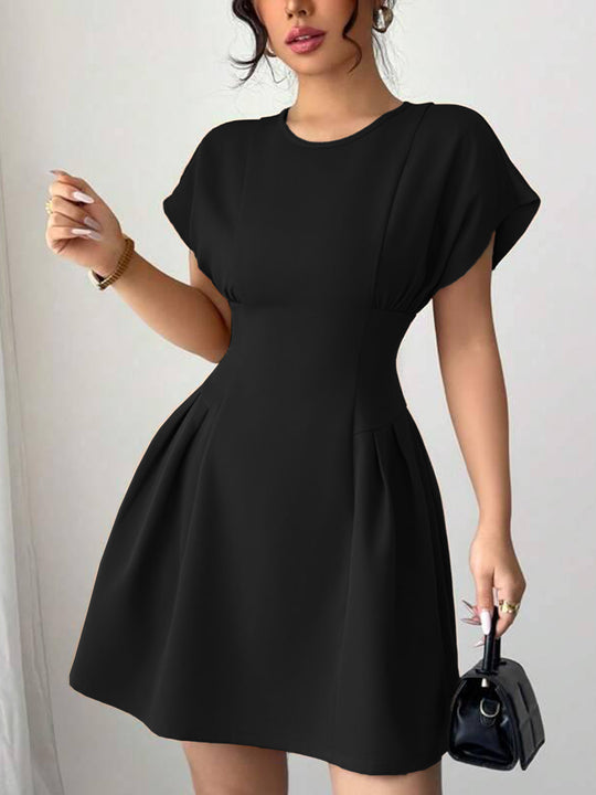 Damen Wickelkleid mit elegantem Schnitt und fließendem Rock EB