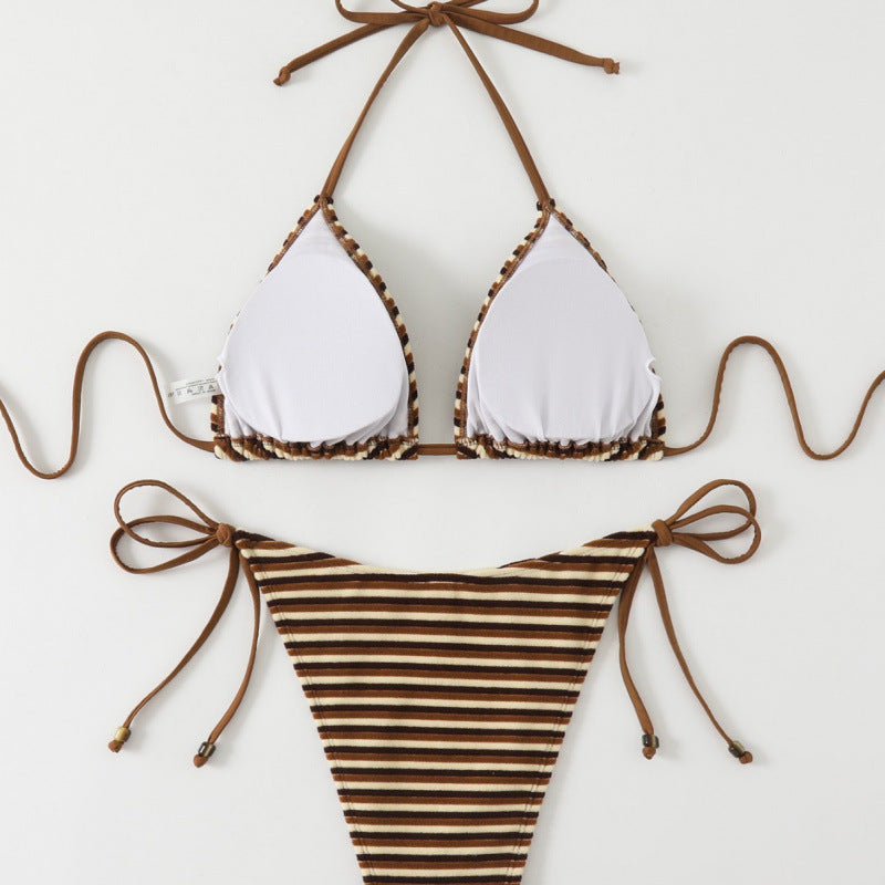 Damen Triangel-Bikini mit verstellbaren Bindebändern und verspieltem Streifenmuster EB