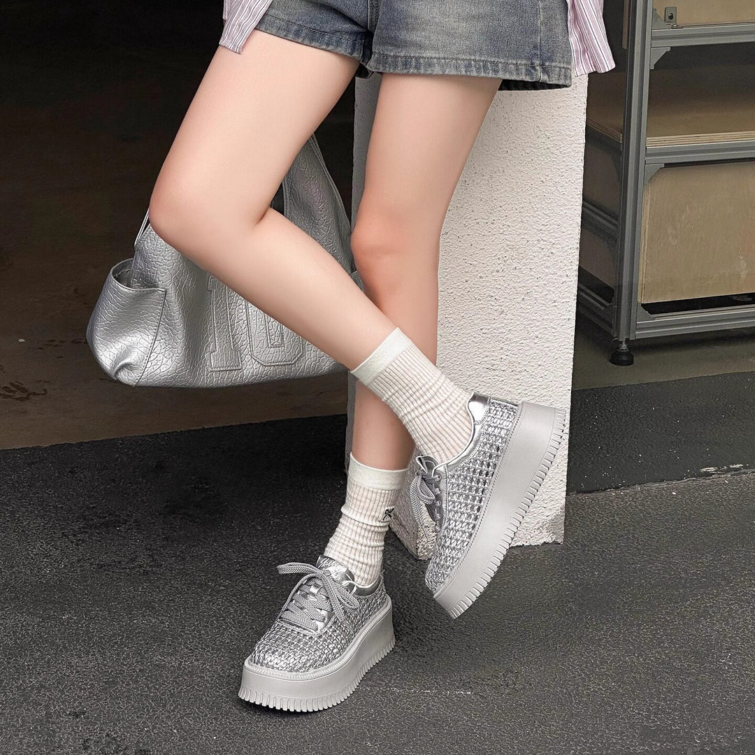 Damen Sportliche Sneaker mit atmungsaktivem Netzdesign und komfortabler Plateau-Sohle EB