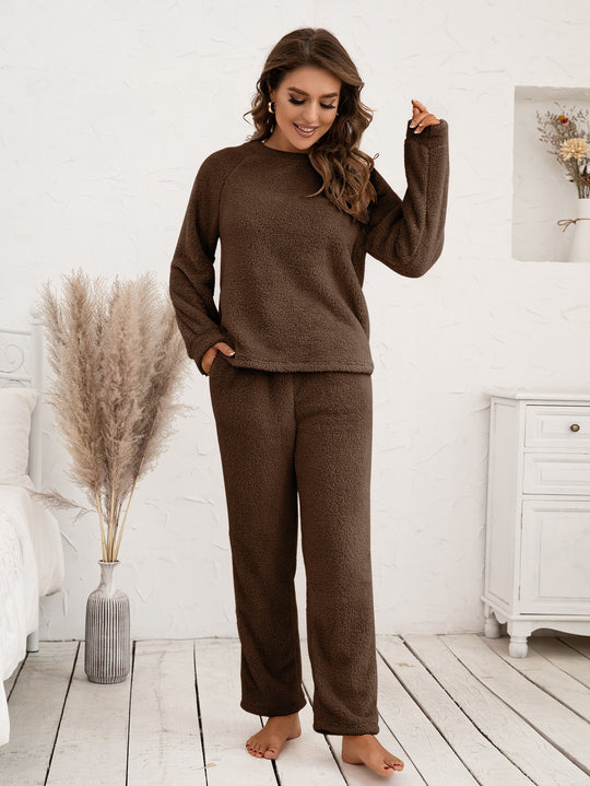 Damen Kuscheliges Fleece-Pyjama-Set mit langen Ärmeln und bequemen Hosen EB