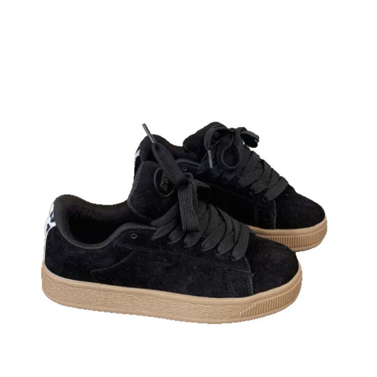 Damen Sneaker aus weichem Wildleder mit rutschfester Sohle EB