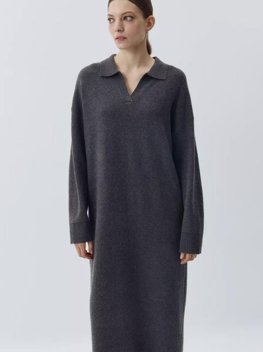 Damen Übergröße Strickkleid mit modernem Polokragen und langen Ärmeln EB