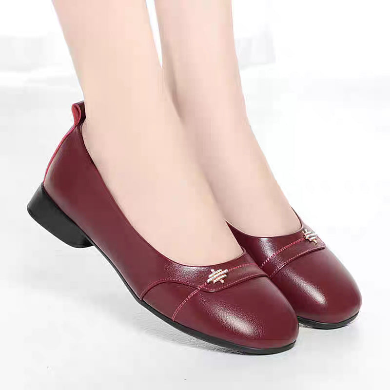 Damen Elegante Ballerinas mit modischem Schmuckdetail EB