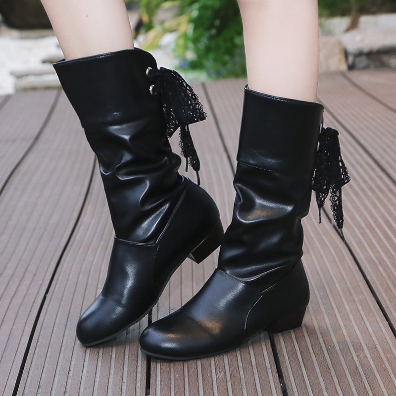 Damen  knielange Stiefel mit rückseitiger Schnürschleife, gerafftem Schaft und flachem Blockabsatz EB
