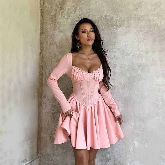 Damen Tailliertes Minikleid mit geraffter Korsagen‑Optik und Volantrock EB