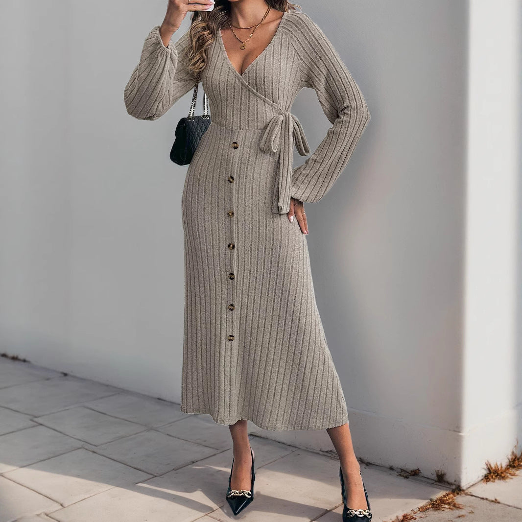 Damen Wickelkleid mit eleganten Rüschendetails und taillierbarem Gürtel EB