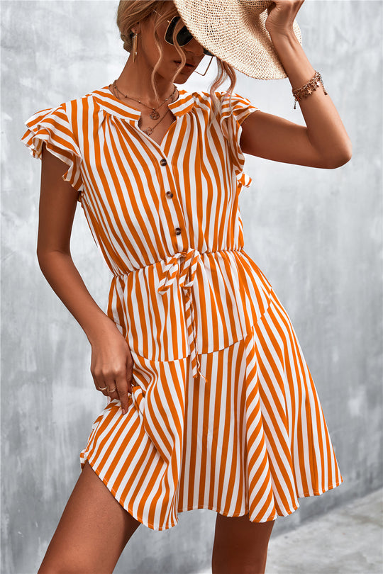 Damen Kurzarm-Kleid im angesagten Streifenlook mit Taillenzug und eleganten Rüschendetails EB