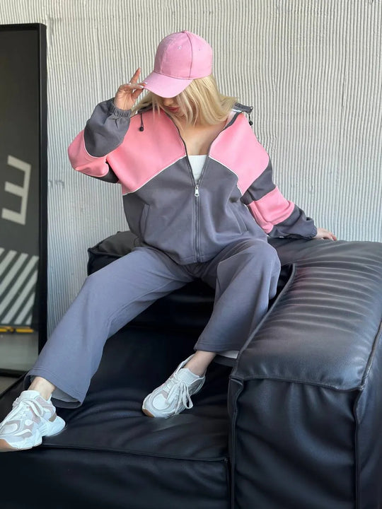 Damen sportliches Set aus hochfunktionalem Fleece-Material mit Reißverschluss EB