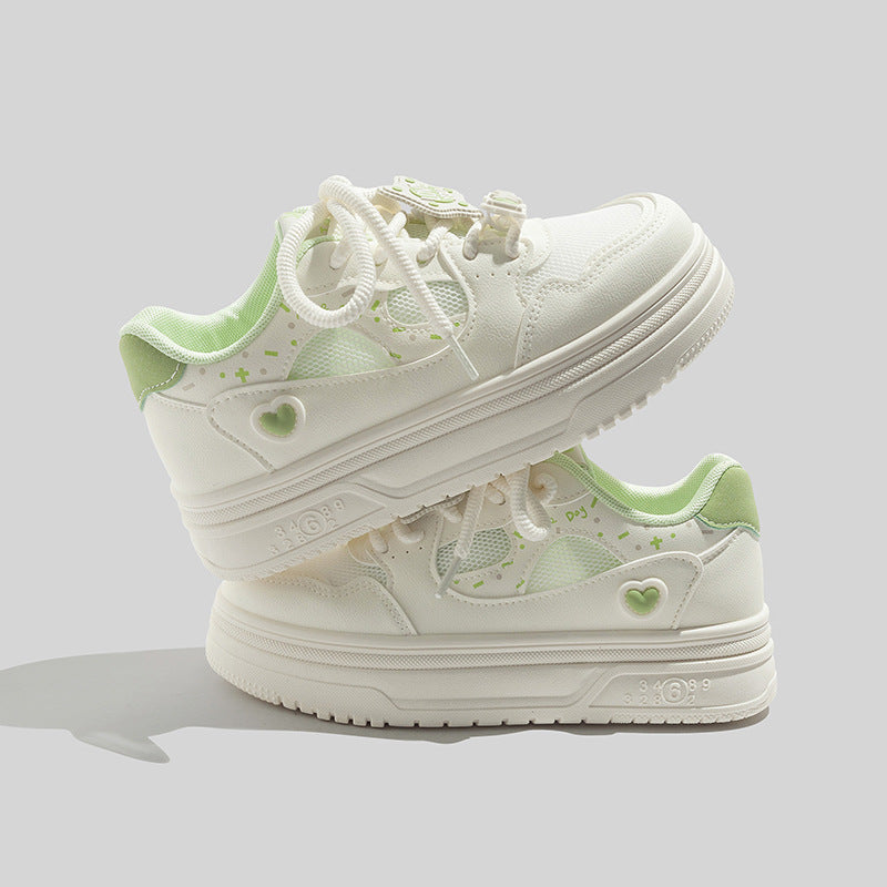 Damen Sneakers mit verspieltem Herzen-Motiv und atmungsaktiver Oberflächenstruktur EB