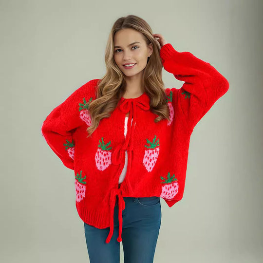 Damen kuscheliger Pullover mit fruchtigem Erdbeer-Motiv EB