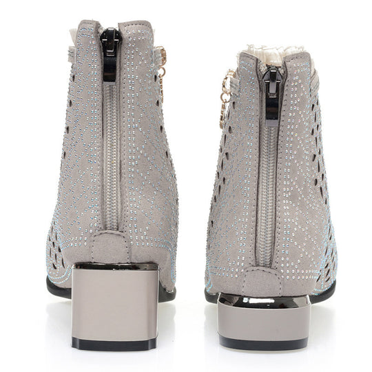 Damen elegante Stiefeletten mit funkelnden Strassdetails und modischem Lochmuster EB