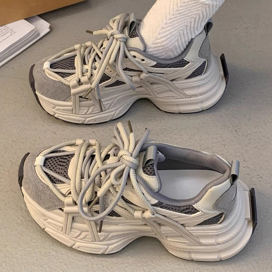 Damen Sportliche Sneaker mit atmungsaktivem Material und dämpfender Sohle EB