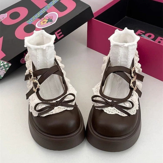 Damen Plattform-Sandalen mit verspieltem Spitzendetail und elegantem Riemenverschluss EB