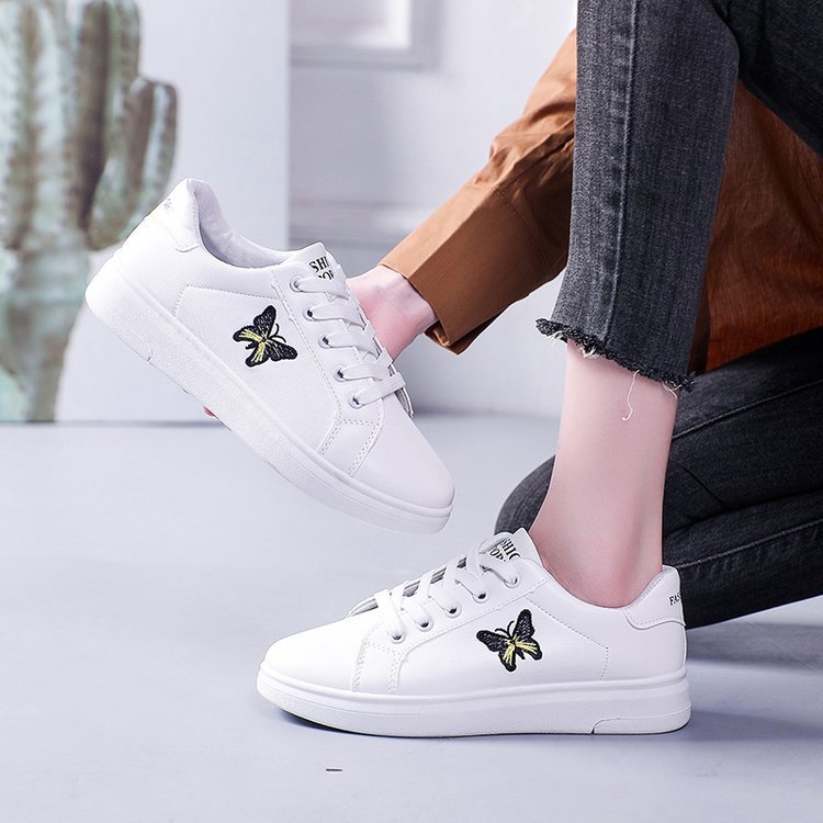 Damen Sneakers mit stilvollem Schmetterlingsmotiv und bequemer Sohle EB