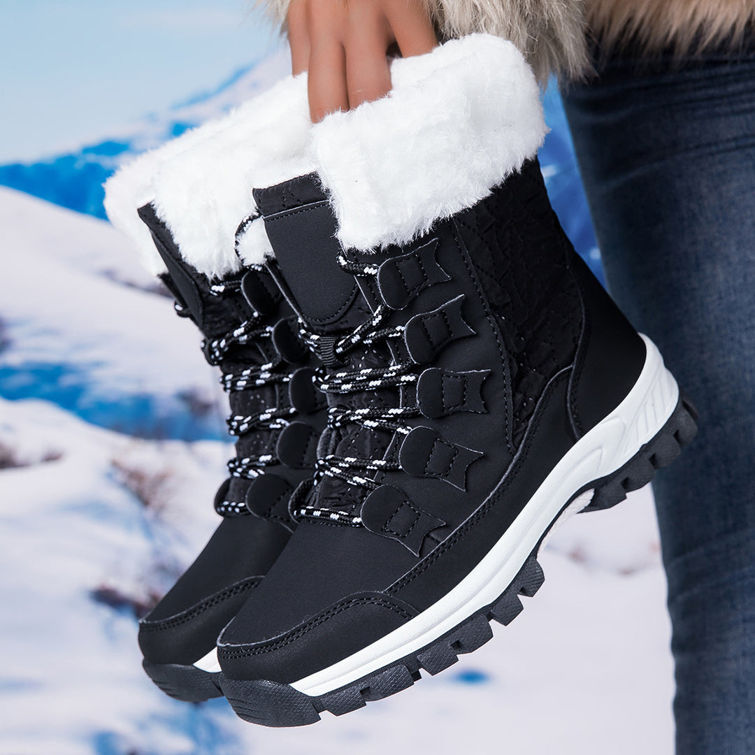 Damen Winter-Wanderstiefel mit isolierender Fütterung und rutschfester Sohle EB