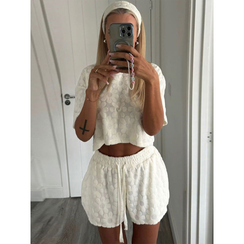 Damen Sportliches Zweiteiliges Set mit luftigen Shorts und T-Shirt EB