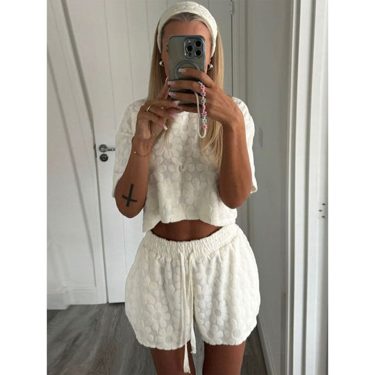 Damen Sportliches Zweiteiliges Set mit luftigen Shorts und T-Shirt EB