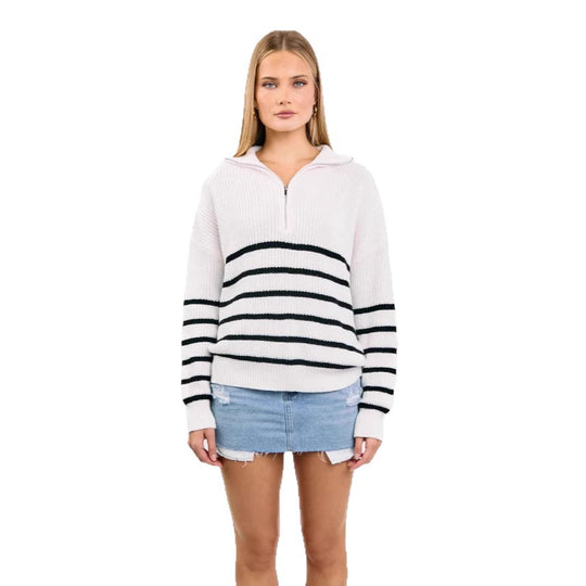 Damen sportlicher Strickpullover mit halbem Reißverschluss und Streifenmuster EB