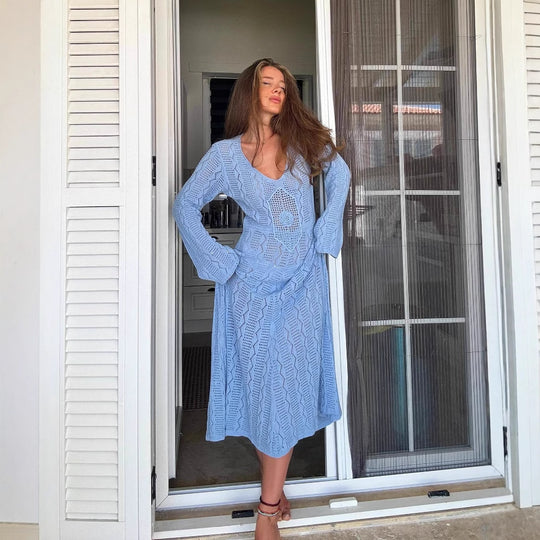 Damen Maxikleid mit raffiniertem Häkelmuster und eleganten Ärmeln EB