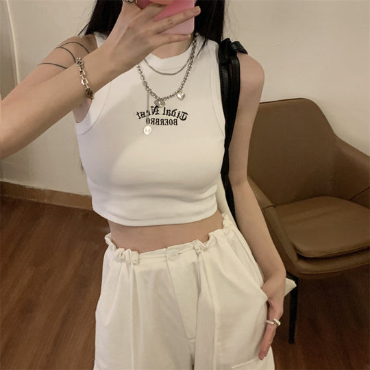 Damen-Crop-Top mit hohem Kragen und dezentem Schriftzug EB
