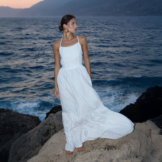 Damen Elegantes Maxikleid aus Leinen mit Querriemen EB