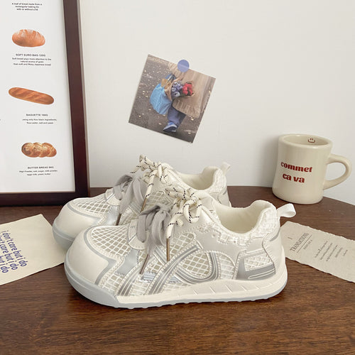 Damen Sportliche Sneakers mit atmungsaktiver Gitterstruktur und innovativem Schnürsystem EB